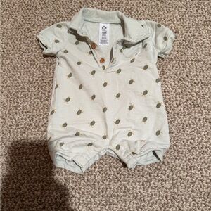 Gerber NWT Baby Turtle Short Sleeve Romper with Collar 3-6 months